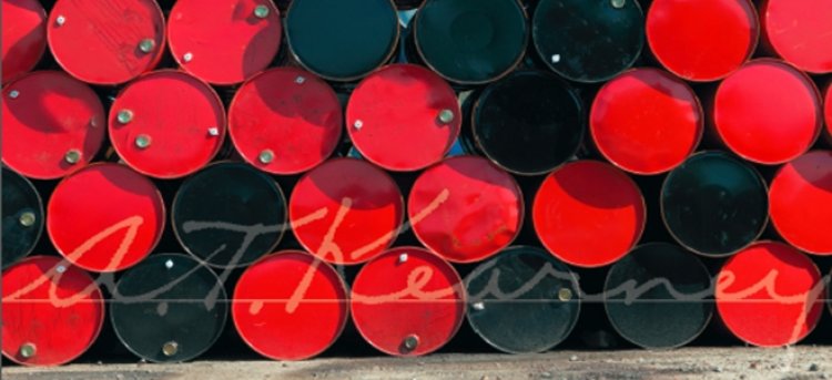 A.T. Kearney se așteaptă la o consolidare a pieței de petrol și gaze provenită din gradul mare de îndatorare din sector