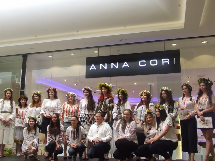 Magie la magazinul ANNA CORI, brand al Fabricii DENIS, la concursul „Regina Sânzienelor”