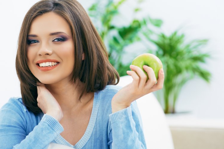 Fast&Fixed, implanturi dentare rapide in clinicile Dr. Leahu