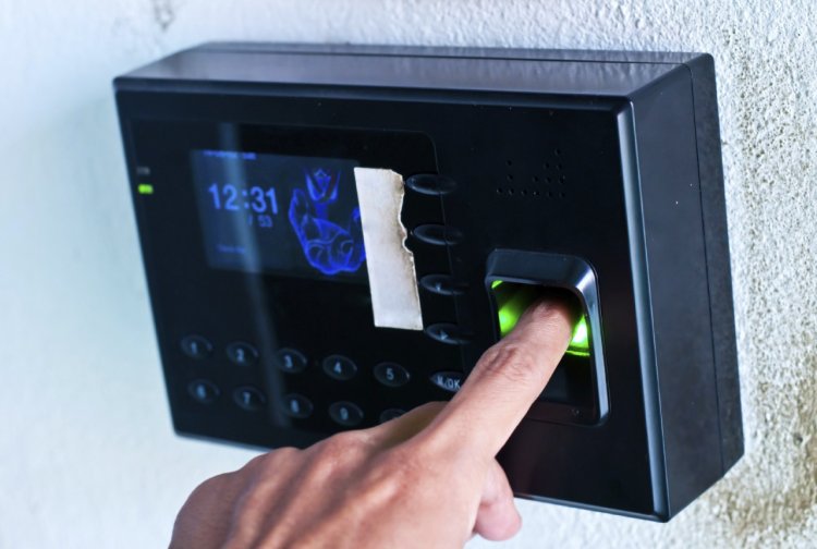 Helinick.ro – Sisteme de pontaj electronic – Asigura gestiunea angajatilor