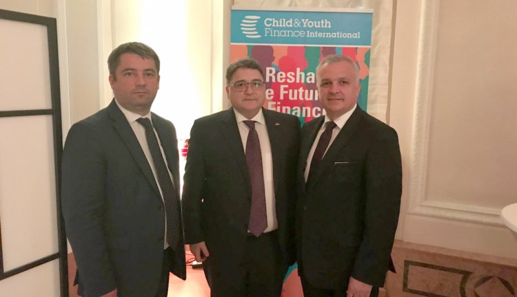 România, premiată pentru proiectele de educaţie financiară destinate copiilor şi tinerilor