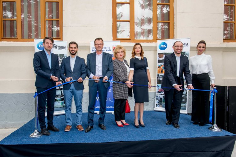 P&G si Habitat for Humanity Romania au inaugurat o nouă sala de clasă in Urlati