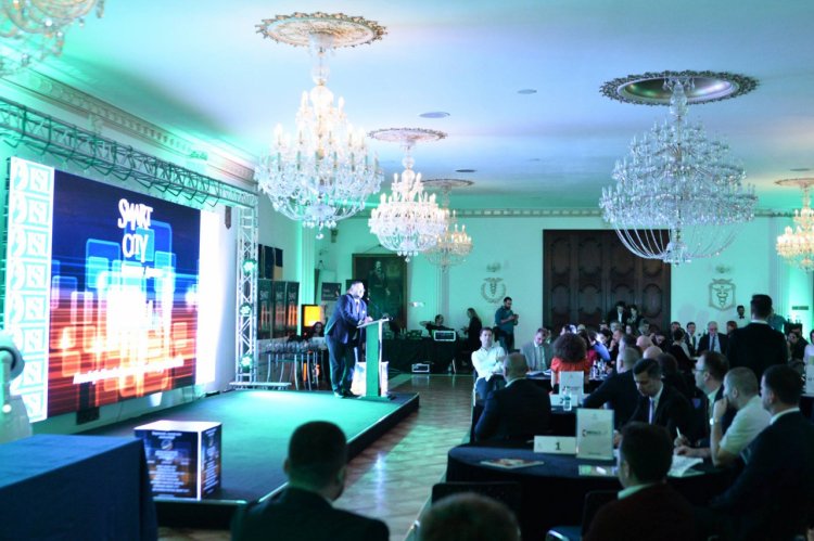 Iridex Group mizeaza pe tehnologie smart