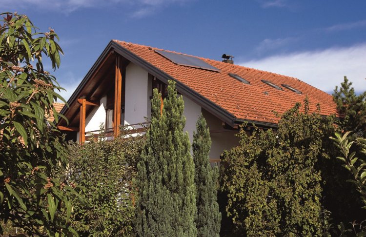 Inovație Hoval. Utilizarea energiei solare direct pentru încălzirea locuinței