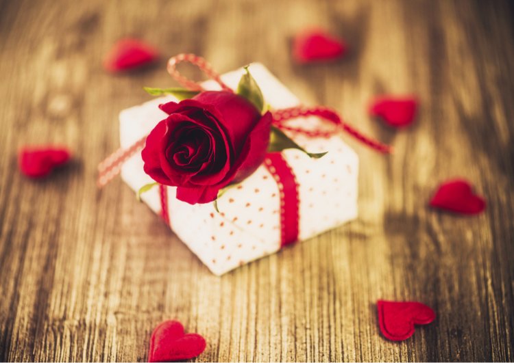 Surprinde-o de Valentine's Day cu cele mai frumoase bijuterii din argint de la Janette.ro!