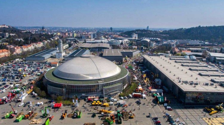 Trei Companii romanesti au participat ca expozanti cu stand propriu la targurile internationale de Tehnologii Agricole