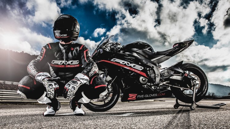 Echipamentul moto – ce piese ar trebui sa contina si de unde il achizitionam?