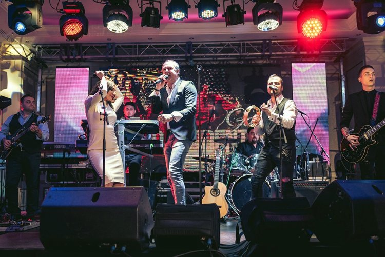 Formatie nunta- prestatii live impresionante
