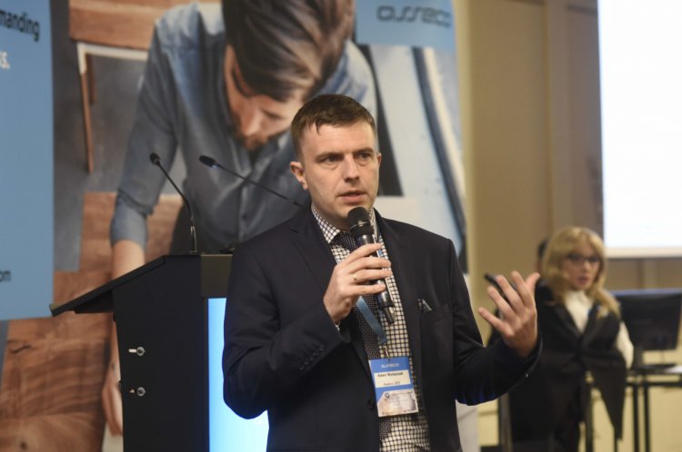 Afacerile, tehnologia și inovația s-au întâlnit la Conferința Fast Forward your Business