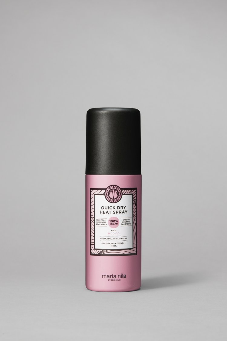 Descopera Quick Dry Heat Spray de la Maria Nila pentru protectie termica eficienta si creativitate in styling.