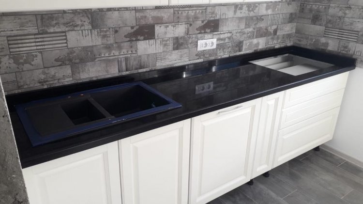 Top 5 optiuni de materiale pentru blaturile de bucatarie