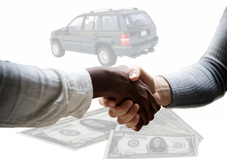 Cum negociezi prețul cu un dealer auto?
