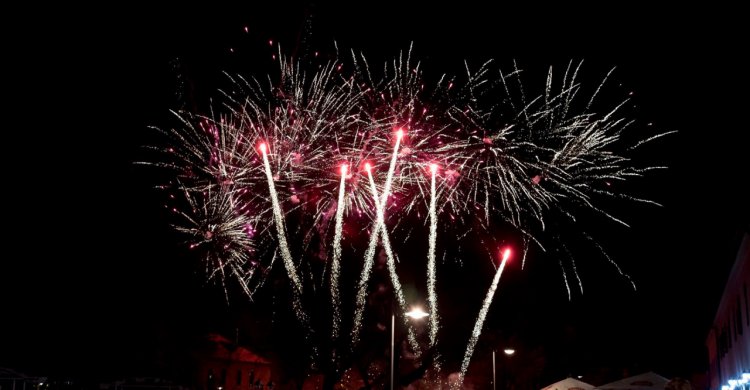 Focdeartificii.ro – o explozie de oferte pe final de an