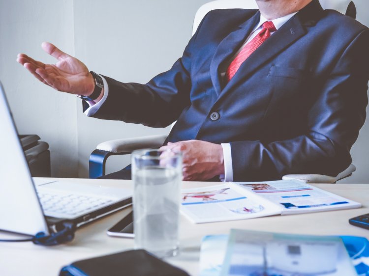 Cum negociază managerii de top într-o întâlnire de business importantă?