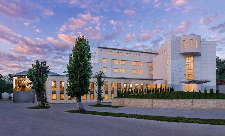 Duşul Vichy, o experienţă unică numai la Sanconfind