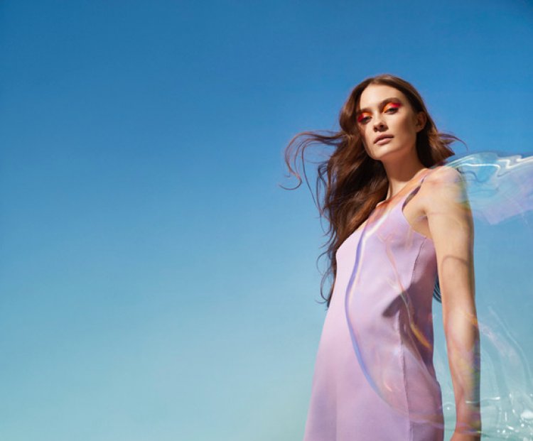 Maria Nila lanseaza campania “look de vara” Summer Essentials