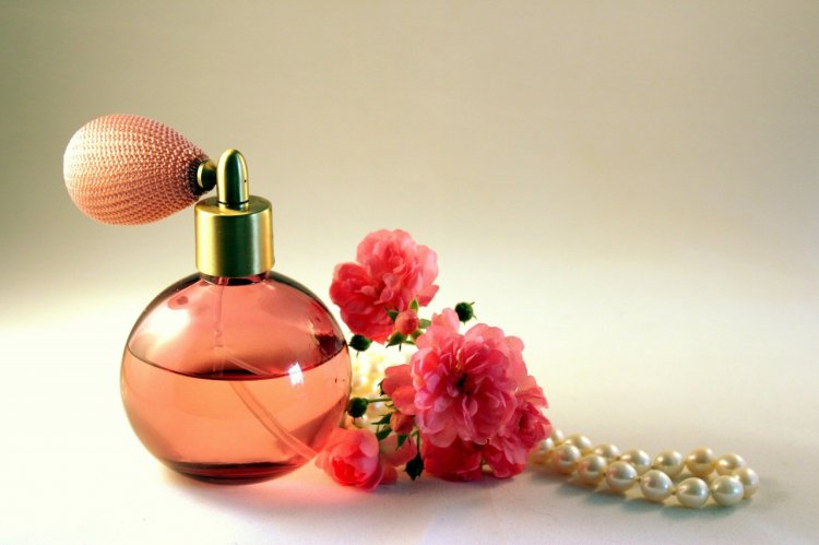 4 indicii care arată că e momentul să cumperi un parfum nou