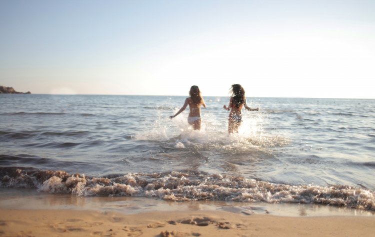 5 pericole pentru sănătate în sezonul cald