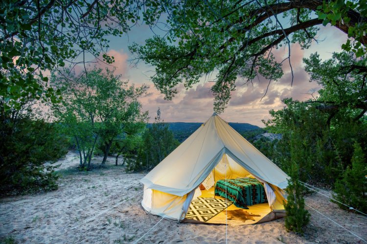 Lux în mijlocul naturii - destinații inedite de glamping