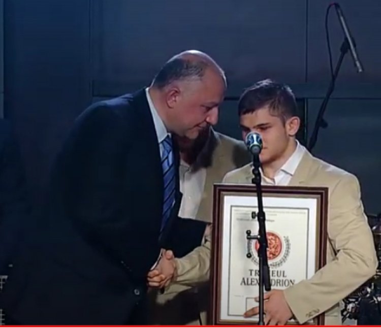 Fundația Alexandrion sprijină campionii prin Gala Trofeelor Alexandrion. Cazul Alex Bologa