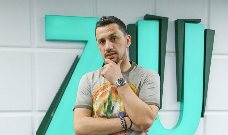 Flick Domnul Rimă ia o pauză de la radio  pentru a se dedica exclusiv proiectelor sale personale