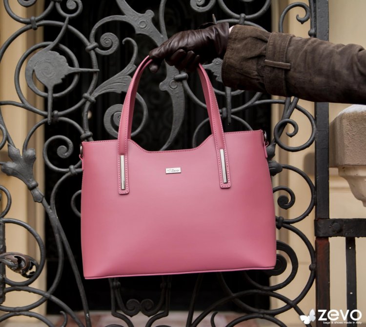 Renumitul brand Zevo cucerește femeile în această perioadă