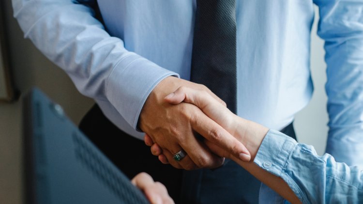 Asseco SEE, lider pe piața IT din Europa de SE, achiziționează 60% din acțiunile BSTS