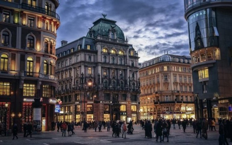AUSTRIA VA ANULA APROAPE TOATE RESTRICȚIILE ANTI-COVID