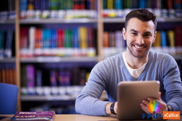 Investește în tine! Alege cursul potrivit nevoilor și preferințelor tale de pe ecalificat.ro