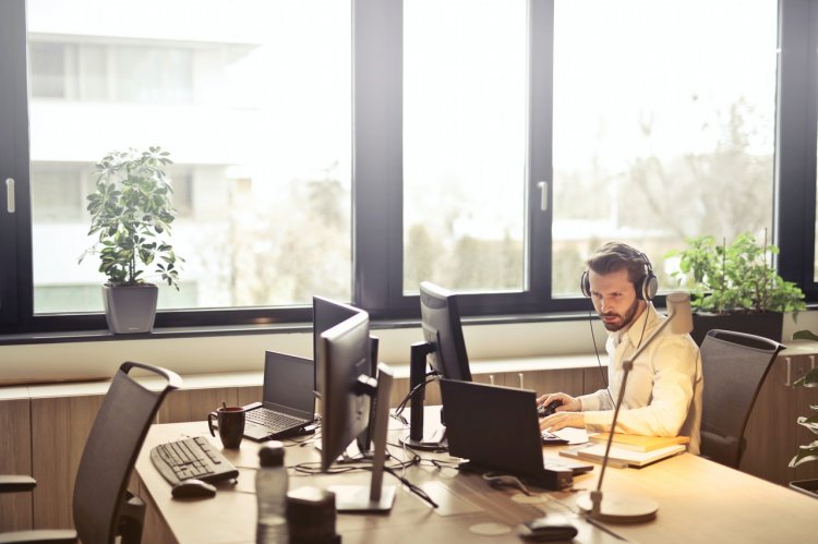 3 motive pentru a alege externalizarea serviciilor de IT