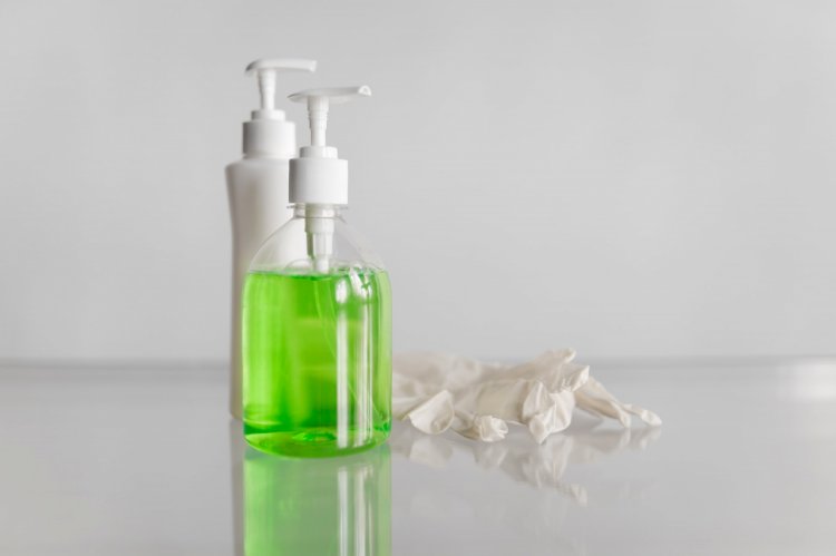 4 produse antibacteriene pe care ar fi bine să le ai în casă