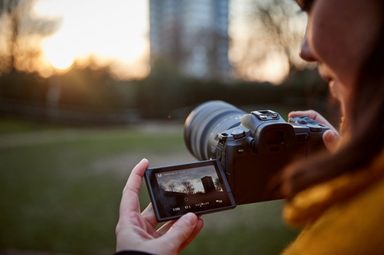 Programul Canon de Dezvoltare pentru studenți demarează înscrierile pentru ediția 2022