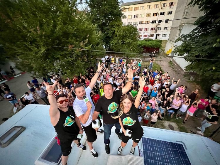 RADIOAVENTURA 2022 a început! Morning ZU face turul României cu Autorulota ZU și te invită pe 1 iulie la un ZUper party