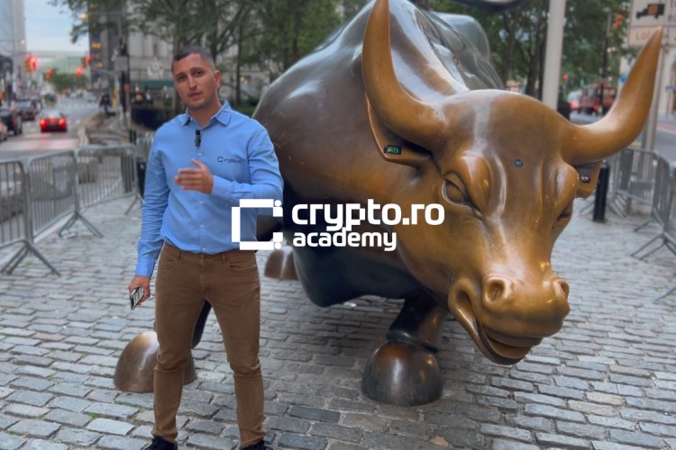 Românii de la crypto.ro au filmat pe Wall Street pentru Academia Crypto.ro, un proiect unic de educație financiară