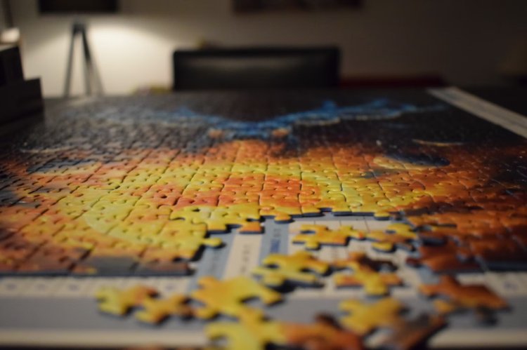 Cum ajută jocurile de puzzle la dezvoltarea copiilor