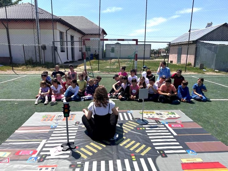 Asociația E.D.I.T anunță finalizarea proiectului „Road Safety and Art - Outdoor Education”, din județul Prahova