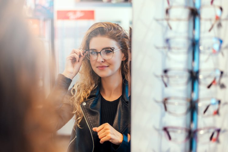 Rame de ochelari de vedere: 3 modele în tendințe