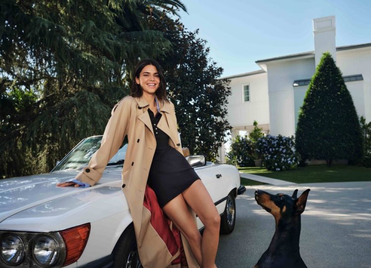 TOMMY HILFIGER LANSEAZĂ CAMPANIA PRIMĂVARA 2024 "KENDALL AND FRIENDS"(KENDALL ȘI PRIETENII)
