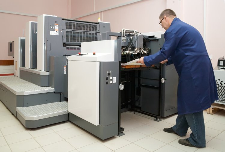 Asigurarea unui mediu de lucru sigur: mentenanța și securitatea mașinilor de tăiat cu laser