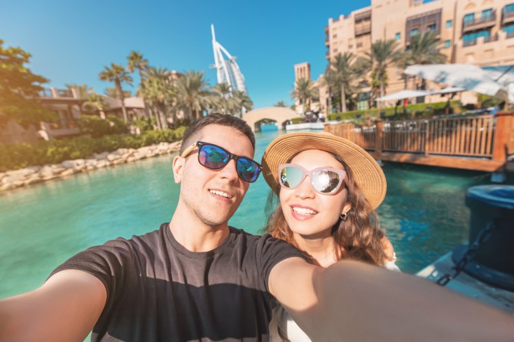 5 lucruri pe care trebuie să le știi înainte de a călători în Dubai
