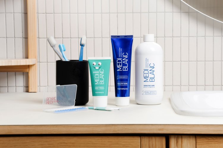 Mediblanc, brandul de produse profesionale pentru îngrijirea orală, se lansează în România
