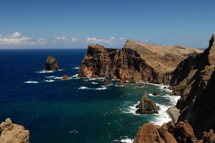 Descoperă Madeira: 5 cele mai frumoase atracții turistice ale insulei