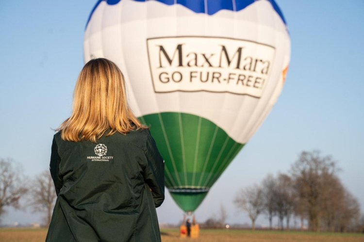 Grupul de modă MAX MARA anunță renunțarea la blănuri