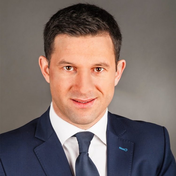 România poate deveni lider regional în exportul de energie verde, dacă accesează eficient fondurile europene nerambursabile