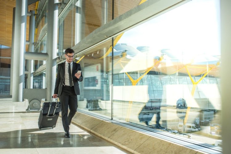 Travel Leaders Romania îşi schimbă numele în ALTOUR