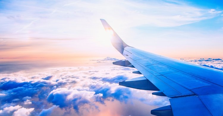 Stratulat Albulescu asista Rainbow Tours cu privire la achizitia agentiei de turism Paralela 45