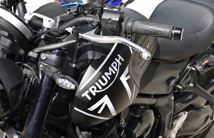 Cele mai bune motociclete pentru drumurile din România: cum să alegi?