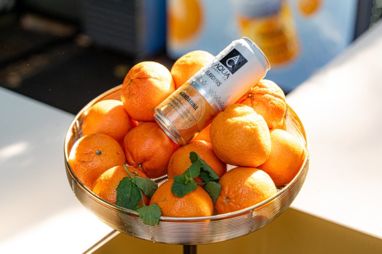 A sosit Mandarina: AQUA Carpatica, puritate cu gust de fructe