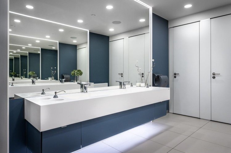 KUMA în proiecte complexe: soluții personalizate pentru hoteluri, spitale, aeroporturi și clădiri de birouri